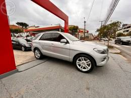 MERCEDES-BENZ - ML 350 3.0 BLUETEC SPORT V6 DIESEL 4P AUTOMÁTICO - 2015/2015 - PRATA - R$ 143.000,00