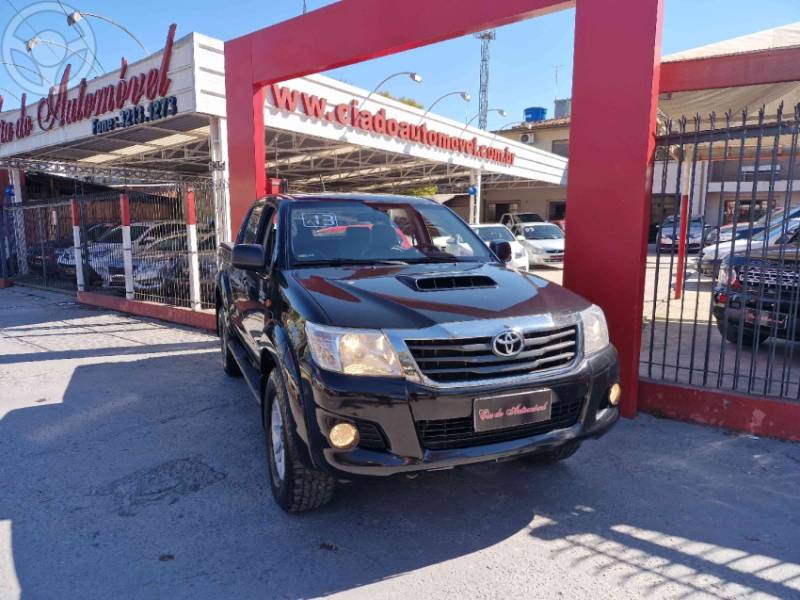 TOYOTA - HILUX 3.0 SR 4X4 CD 16V TURBO INTERCOOLER DIESEL 4P AUTOMÁTICO - 2012/2013 - PRETA - R$ 129.000,00