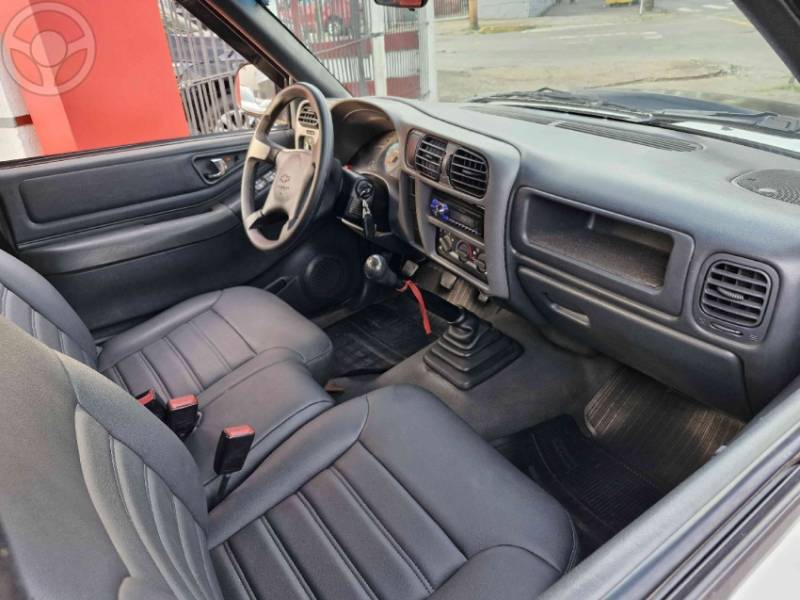 CHEVROLET - S10 2.8 COLINA 4X2 CD 12V TURBO ELECTRONIC INTERCOOLER DIESEL 4P MANUAL - 2010/2011 - BRANCA - R$ 68.900,00