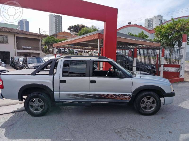 CHEVROLET - S10 2.8 COLINA 4X2 CD 12V TURBO ELECTRONIC INTERCOOLER DIESEL 4P MANUAL - 2010/2011 - BRANCA - R$ 62.900,00