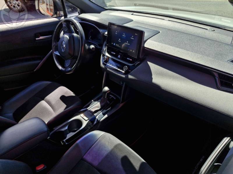 TOYOTA - COROLLA 2.0 CROSS GR-S 16V FLEX 4P AUTOMÁTICO - 2023/2024 - BRANCA - R$ 169.000,00
