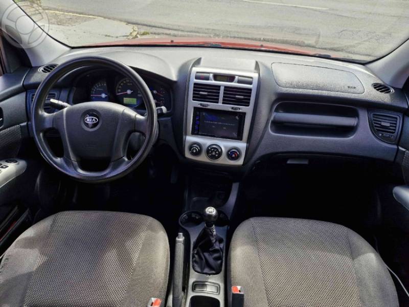 KIA MOTORS - SPORTAGE 2.0 LX 4X2 16V 4P MANUAL - 2008/2008 - BORDO - R$ 35.900,00