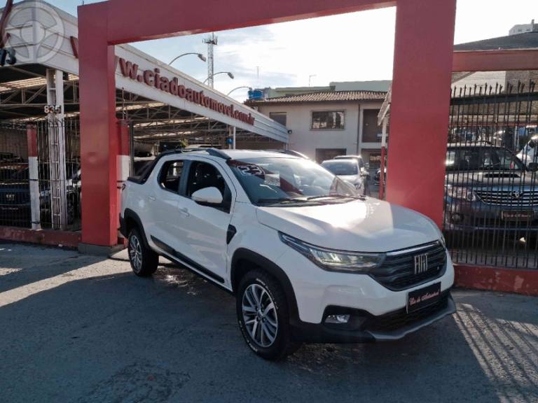 FIAT - STRADA 1.3 VOLCANO CD 8V FLEX 4P AUTOMÁTICO - 2023/2023 - BRANCA - R$ 116.900,00