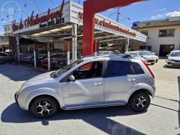 FORD - FIESTA 1.0 MPI TRAIL HATCH 8V FLEX 4P MANUAL - 2007/2008 - PRATA - R$ 21.900,00