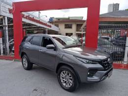 TOYOTA - HILUX SW4 2.8 SRX 4X4 16V TURBO INTERCOOLER DIESEL 4P AUTOMÁTICO - 2021/2022 - CINZA - R$ 299.900,00