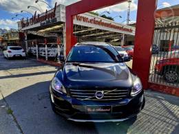 VOLVO - XC60 2.4 D5 MOMENTUM DIESEL AWD 4P AUTOMÁTICO - 2016/2017 - CINZA - R$ 98.000,00