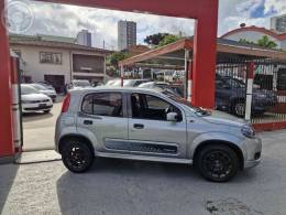 FIAT - UNO 1.4 EVO SPORTING 8V FLEX 4P MANUAL - 2014/2014 - PRATA - R$ 42.900,00