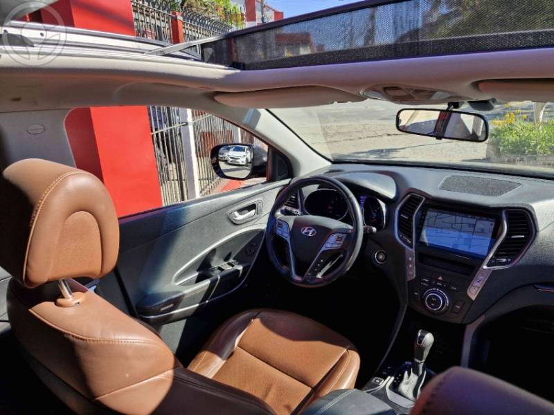 HYUNDAI - SANTA FÉ 3.3 MPFI 4X4 7 LUGARES V6 270CV 4P AUTOMÁTICO - 2013/2014 - PRETA - R$ 89.000,00