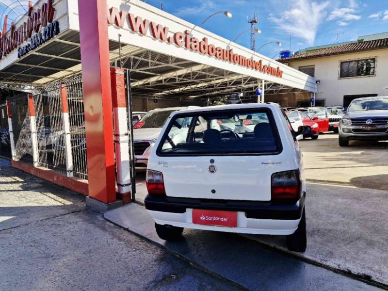 FIAT - UNO 1.0 MPI LE FIRE ECONOMY 8V FLEX 2P MANUAL - 2012/2013 - BRANCA - R$ 24.900,00