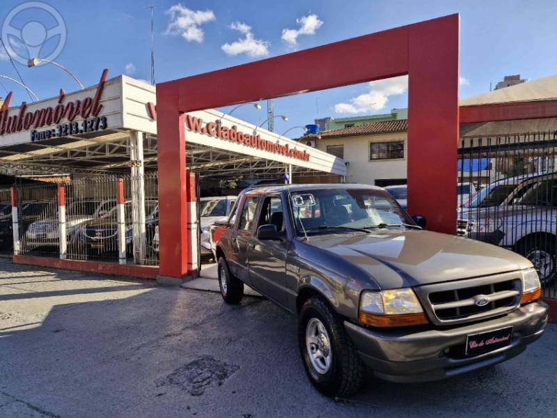 FORD - RANGER 2.5 XL 4X2 CD 8V TURBO INTERCOOLER DIESEL 4P MANUAL - 2000/2001 - CINZA - R$ 49.800,00