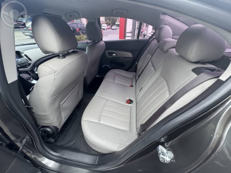 CHEVROLET - CRUZE 1.8 LTZ 16V FLEX 4P AUTOMÁTICO - 2013/2013 - CINZA - R$ 62.900,00