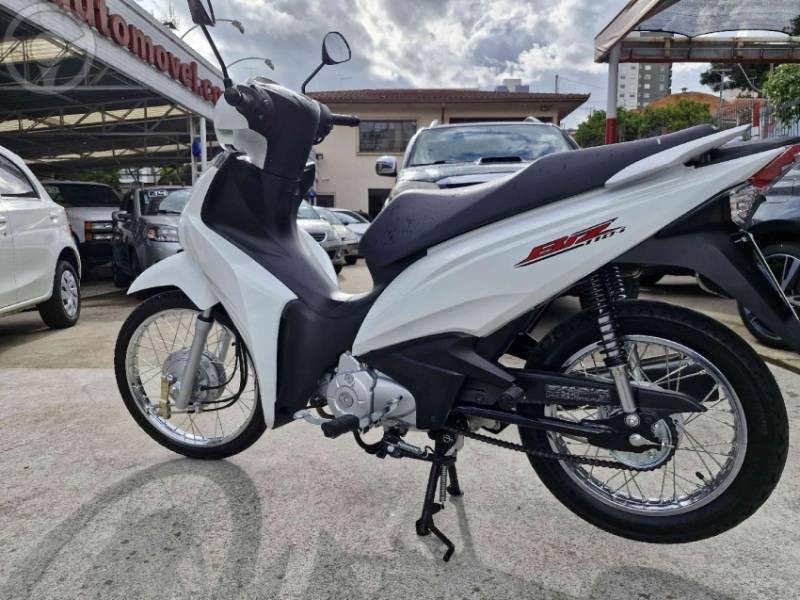 HONDA - BIZ 110I - 2022/2022 - BRANCA - R$ 13.900,00