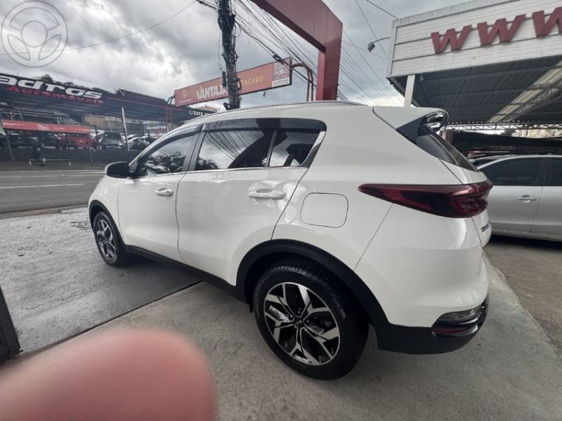 KIA MOTORS - SPORTAGE 2.0 LX 4X2 16V FLEX 4P AUTOMÁTICO - 2019/2020 - BRANCA - R$ 108.000,00