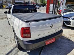 VOLKSWAGEN - SAVEIRO 1.6 MSI ROBUST CS 8V FLEX 2P MANUAL - 2017/2018 - BRANCA - R$ 52.900,00