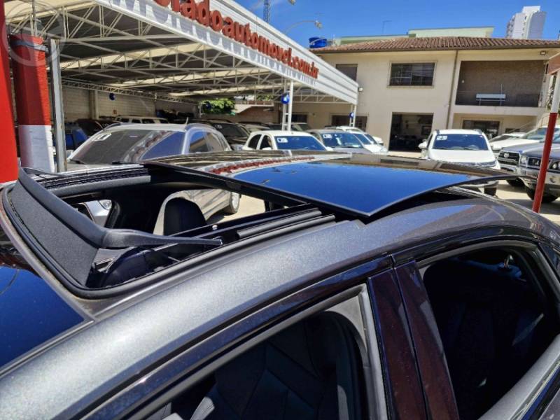 AUDI - A3 2.0 TFSI PERFORMANCE BLACK SEDAN 4P AUTOMÁTICA - 2022/2023 - CINZA - R$ 216.000,00