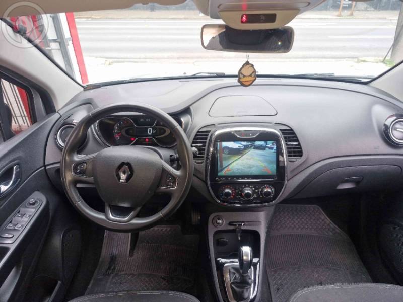RENAULT - CAPTUR 1.6 LIFE 16V FLEX 4P AUTOMÁTICO - 2019/2019 - PRATA - R$ 74.900,00