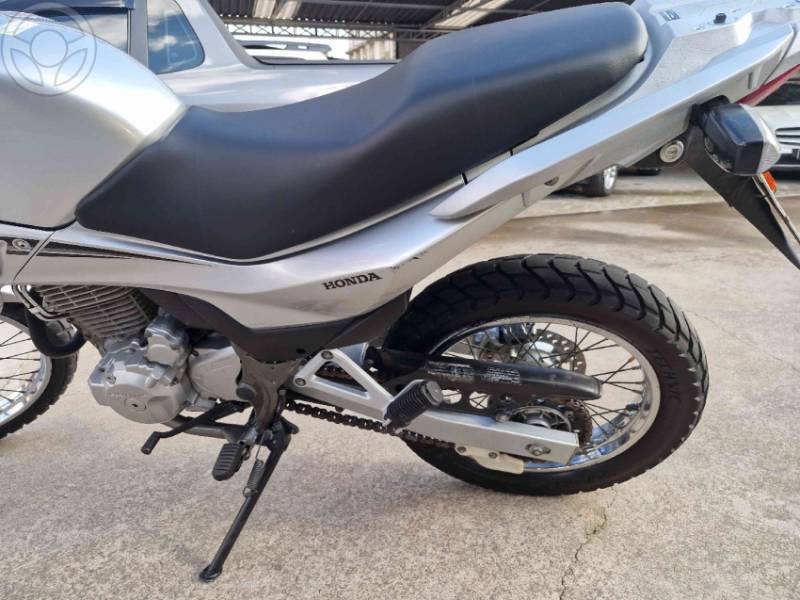 HONDA - NX4 FALCON - 2012/2013 - PRATA - R$ 19.800,00