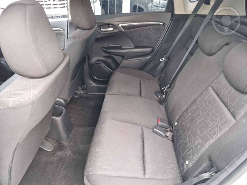 HONDA - FIT 1.5 EX 16V FLEX 4P AUTOMÁTICO - 2016/2016 - PRATA - R$ 64.900,00