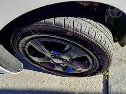 CHEVROLET - ONIX 1.4 MPFI LTZ 8V FLEX 4P MANUAL - 2017/2018 - BRANCA - R$ 63.900,00