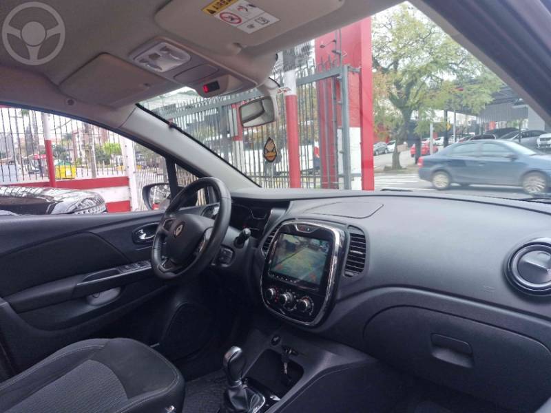 RENAULT - CAPTUR 1.6 LIFE 16V FLEX 4P AUTOMÁTICO - 2019/2019 - PRATA - R$ 74.900,00