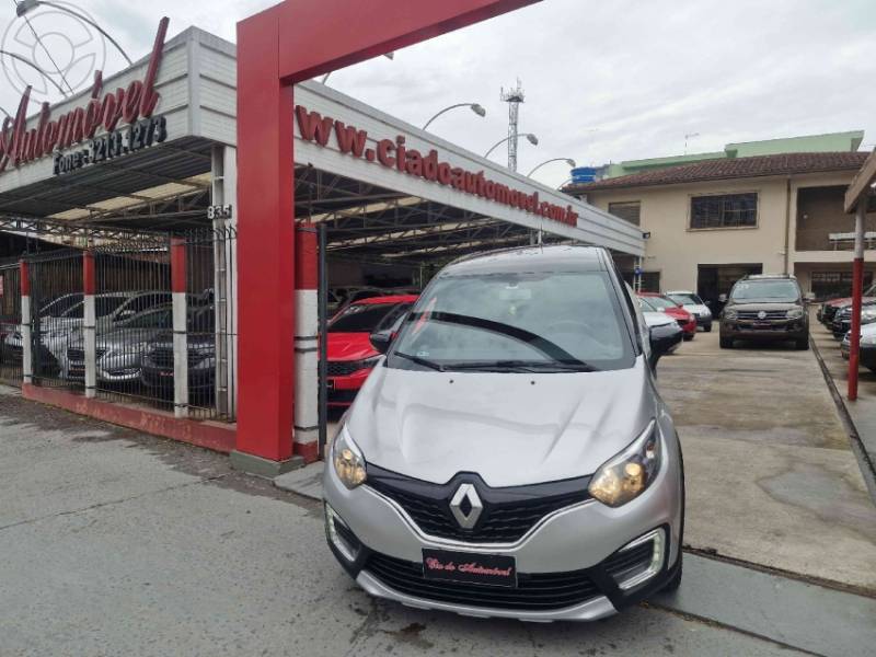 RENAULT - CAPTUR 1.6 LIFE 16V FLEX 4P AUTOMÁTICO - 2019/2019 - PRATA - R$ 74.900,00