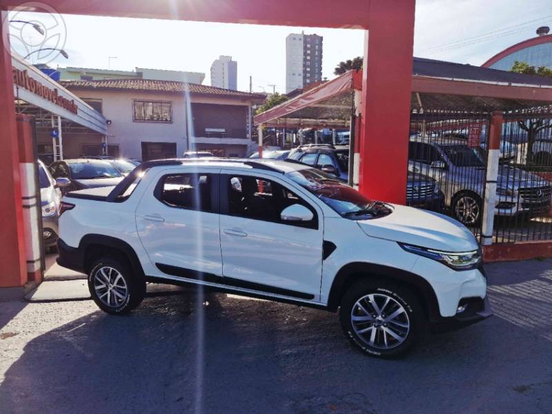 FIAT - STRADA 1.3 VOLCANO CD 8V FLEX 4P AUTOMÁTICO - 2023/2023 - BRANCA - R$ 116.900,00