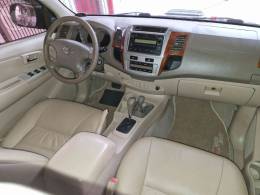 TOYOTA - HILUX SW4 3.0 SRV 4X4 16V TURBO INTERCOOLER DIESEL 4P AUTOMÁTICO - 2006/2007 - PRETA - R$ 98.000,00