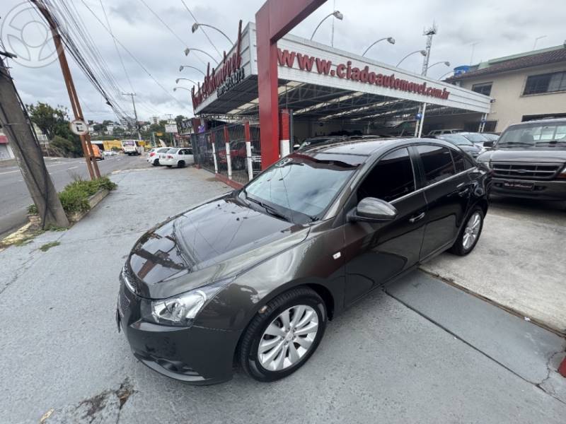 CHEVROLET - CRUZE 1.8 LTZ 16V FLEX 4P AUTOMÁTICO - 2013/2013 - CINZA - R$ 62.900,00
