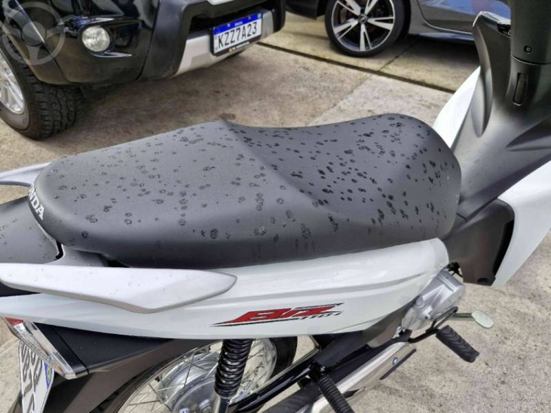 HONDA - BIZ 110I - 2022/2022 - BRANCA - R$ 13.900,00