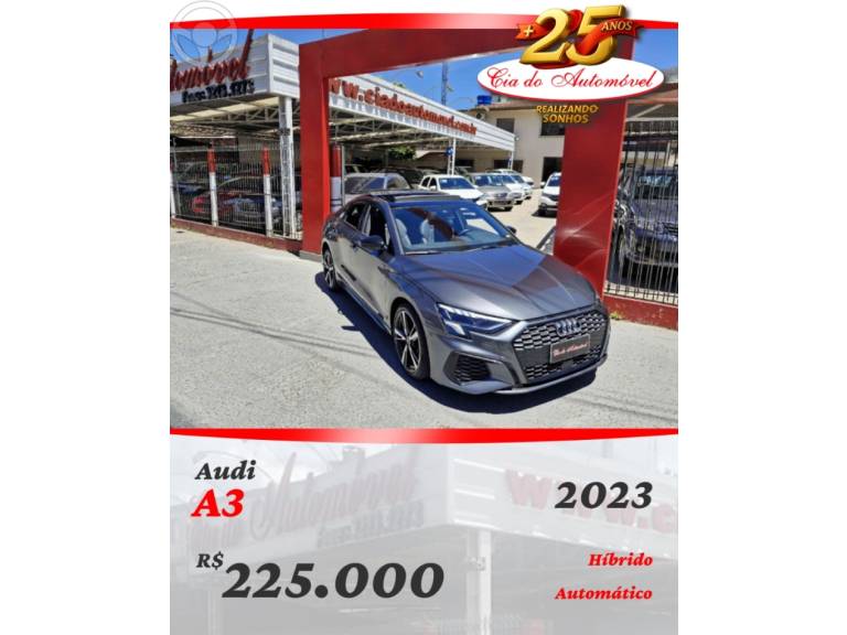 AUDI - A3 2.0 TFSI PERFORMANCE BLACK SEDAN 4P AUTOMÁTICA - 2022/2023 - CINZA - R$ 225.000,00