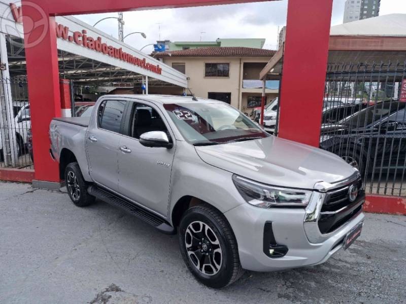 TOYOTA - HILUX 2.8 SRX 4X4 CD 16V DIESEL 4P AUTOMÁTICO - 2022/2022 - CINZA - R$ 239.000,00