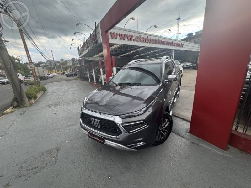 FIAT - TORO 2.0 16V TURBO DIESEL FREEDOM 4WD AT9 AUTOMÁTICO - 2023/2023 - CINZA - R$ 163.000,00