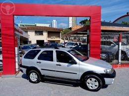 FIAT - PALIO 1.8 MPI ADVENTURE WEEKEND 8V FLEX 4P MANUAL - 2006/2007 - PRATA - R$ 27.900,00