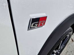 TOYOTA - COROLLA 2.0 CROSS GR-S 16V FLEX 4P AUTOMÁTICO - 2023/2024 - BRANCA - R$ 169.000,00