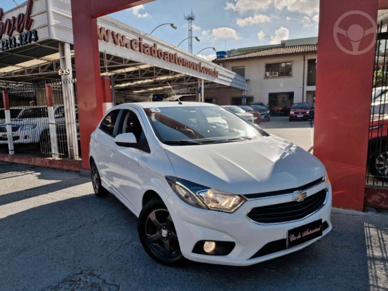 CHEVROLET - ONIX 1.4 MPFI LTZ 8V FLEX 4P MANUAL - 2017/2018 - BRANCA - R$ 63.900,00