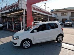 VOLKSWAGEN - FOX 1.0 MI TREND 8V FLEX 4P MANUAL - 2012/2013 - BRANCA - R$ 37.900,00