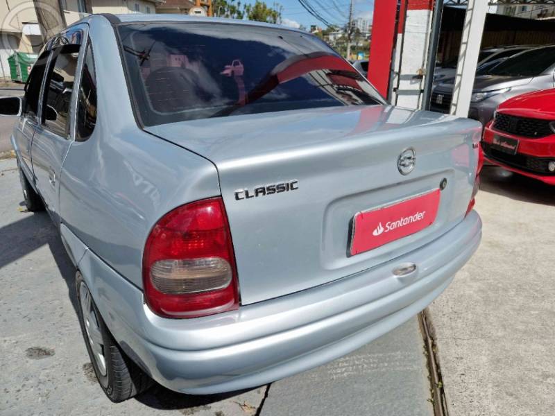 CHEVROLET - CORSA 1.0 MPFI CLASSIC SEDAN LIFE 8V FLEX 4P MANUAL - 2006/2007 - PRATA - R$ 22.900,00
