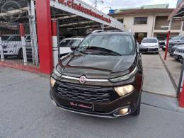 FIAT - TORO 2.0 16V TURBO DIESEL VOLCANO 4WD AUTOMÁTICO - 2016/2017 - MARROM - R$ 95.000,00