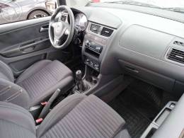 VOLKSWAGEN - CROSSFOX 1.6 MI FLEX 8V 4P MANUAL - 2010/2011 - BRANCA - R$ 41.900,00
