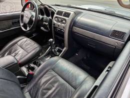 NISSAN - XTERRA 2.8 SE 4X4 8V TURBO INTERCOOLER DIESEL 4P MANUAL - 2003/2004 - PRATA - R$ 69.800,00