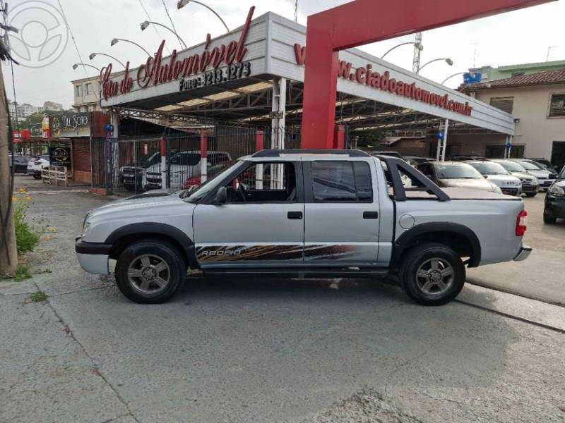 CHEVROLET - S10 2.4 MPFI RODEIO 4X2 CD 8V FLEX 4P MANUAL - 2010/2011 - PRATA - R$ 61.900,00