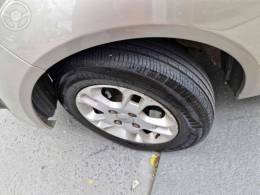 FORD - FIESTA 1.6 ROCAM SEDAN 8V FLEX 4P MANUAL - 2014/2014 - PRATA - R$ 34.900,00