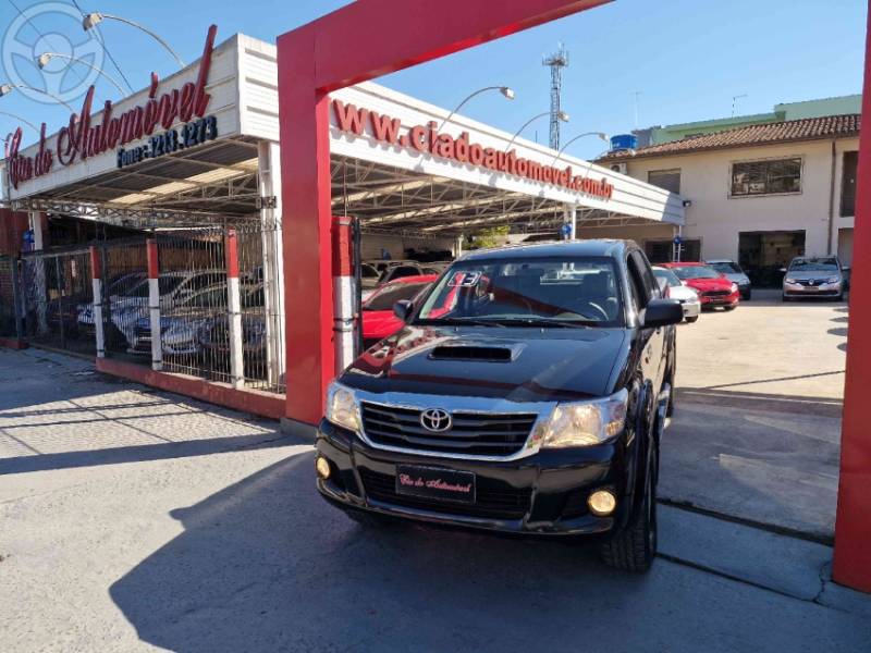 TOYOTA - HILUX 3.0 SR 4X4 CD 16V TURBO INTERCOOLER DIESEL 4P AUTOMÁTICO - 2012/2013 - PRETA - R$ 129.000,00