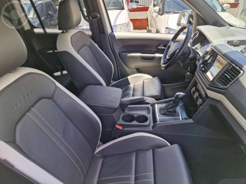 VOLKSWAGEN - AMAROK 3.0 V6 TDI HIGHLINE CD DIESEL 4MOTION AUTOMÁTICO - 2024/2025 - BRANCA - R$ 290.000,00
