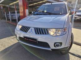 MITSUBISHI - PAJERO DAKAR 3.2 HPE 4X4 7 LUGARES 16V TURBO INTERCOOLER DIESEL 4P AUTOMÁTICO - 2011/2012 - BRANCA - R$ 99.900,00