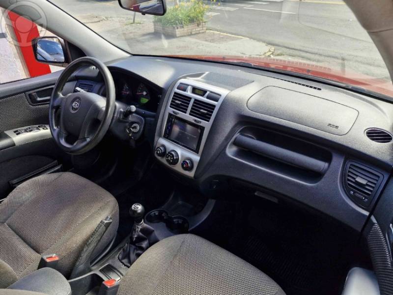 KIA MOTORS - SPORTAGE 2.0 LX 4X2 16V 4P MANUAL - 2008/2008 - BORDO - R$ 35.900,00