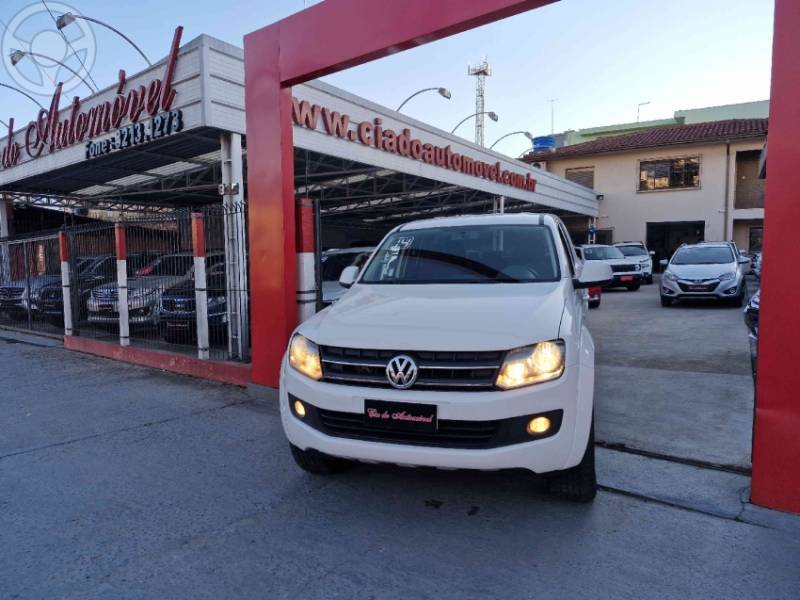 VOLKSWAGEN - AMAROK 2.0 TRENDLINE 4X4 CD 16V TURBO INTERCOOLER DIESEL 4P AUTOMÁTICO - 2014/2014 - BRANCA - R$ 99.000,00