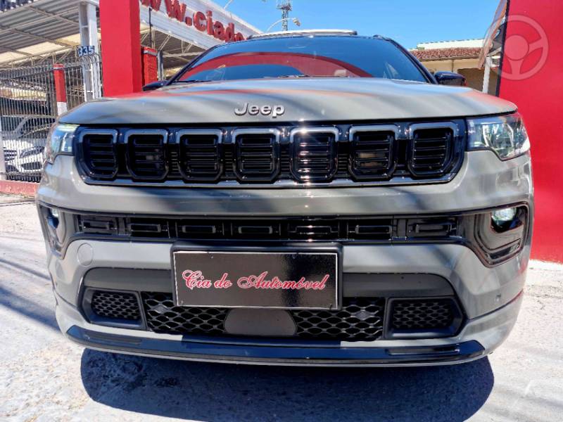 JEEP - COMPASS 2.0 HURRICANE BLACKHAWK 4X4 TURBO 4P AUTOMÁTICO - 2024/2025 - CINZA - R$ 225.000,00