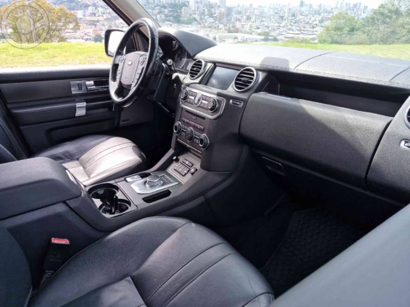 LAND ROVER - DISCOVERY 4 3.0 SE 4X4 V6 24V BI-TURBO DIESEL 4P AUTOMÁTICO - 2013/2013 - PRETA - R$ 98.000,00