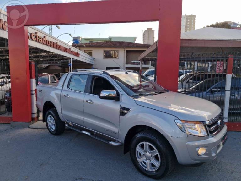 FORD - RANGER 3.2 LIMITED 4X4 CD 20V DIESEL 4P AUTOMÁTICO - 2014/2014 - PRATA - R$ 99.800,00